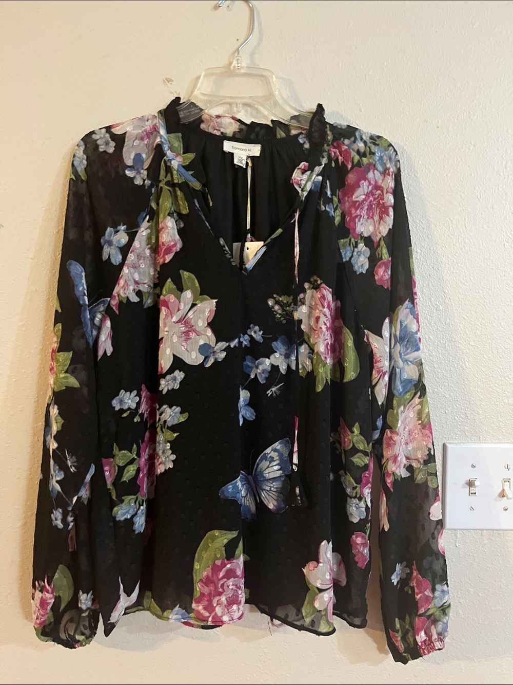 Tamara H Floral Black Tie-Neck Blouse L